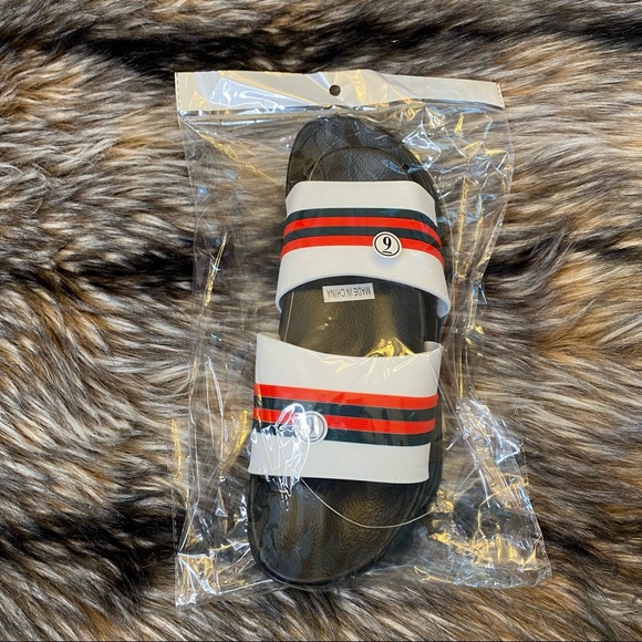 Slides - Picture 3 of 4